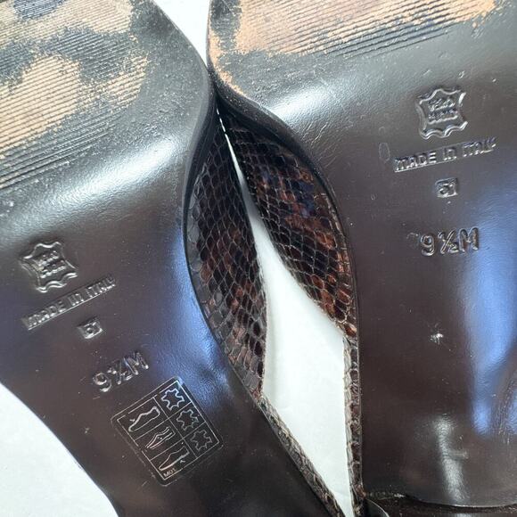 Via Spiga Snake Embossed Mule Heels Size 9.5M - Picture 10 of 10